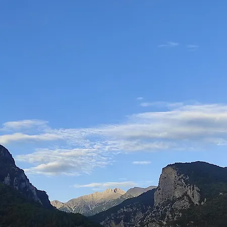 ενοικιαζόμενα ενιπεύς- Enipeas Gasthuis