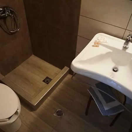 ενοικιαζόμενα ενιπεύς- Enipeas Guest house *